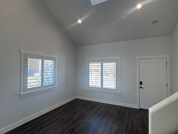 3rd image of 3774 E Wyatt Earp Ave