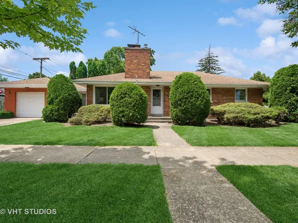 812 Webster Ln, Des Plaines, IL 60016