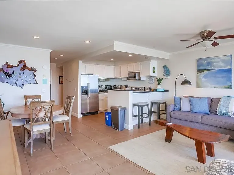 190 Del Mar Shores Ter #11 — Photo 4