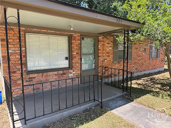 2nd image of 5157 Heriot Street