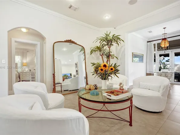 471 SW 92nd Psge, Miami, FL 33174