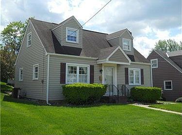 1st image of 530 Oakwood Ave