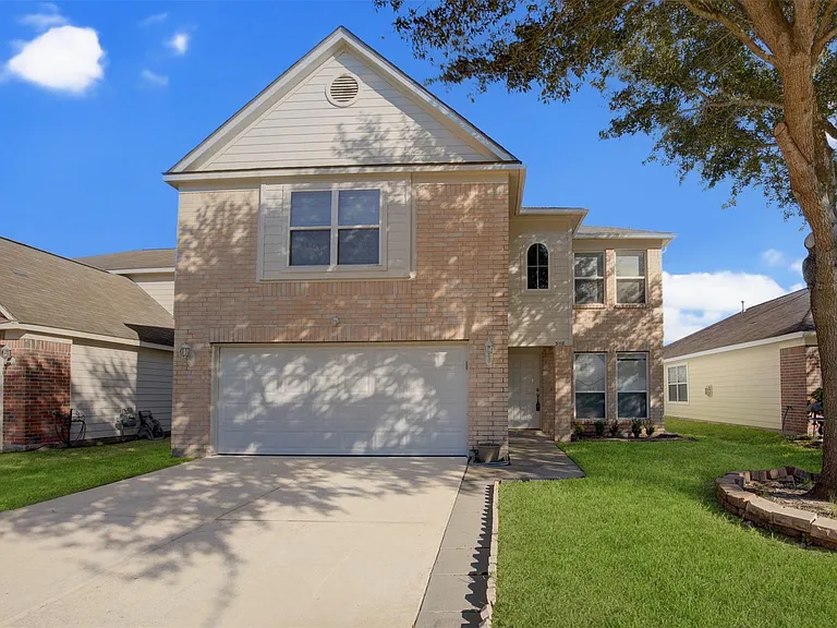 3118 Clipper Winds Way — Photo 1
