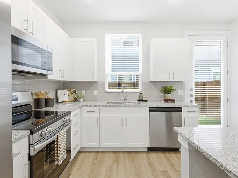 B4 Kitchen B4 Kitchen