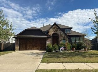 469 Brushwood Ln, Waxahachie, TX 75165