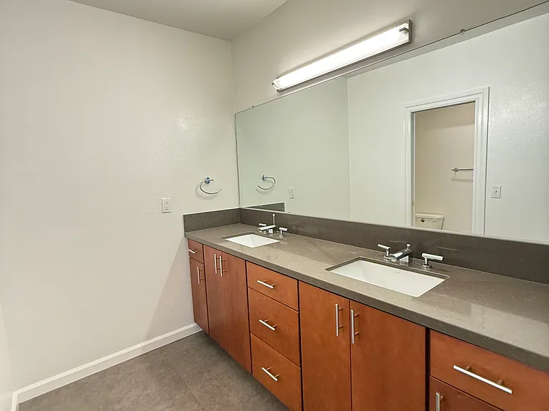 4846 McConnell Ave — Photo 12
