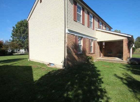 2nd image of 1261 Hanson St