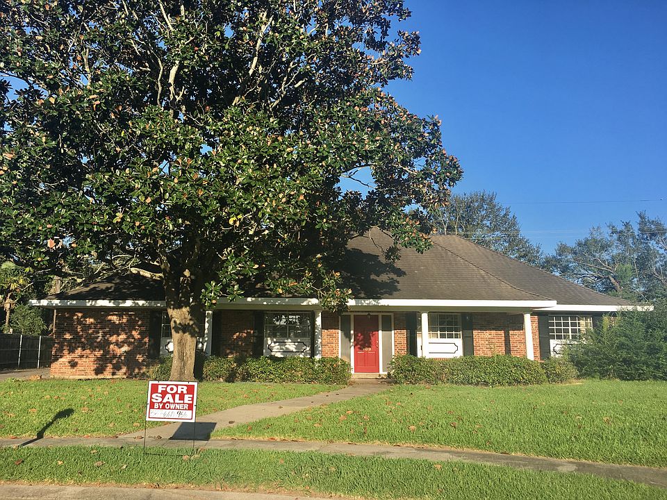 1st image of 909 Omega Dr