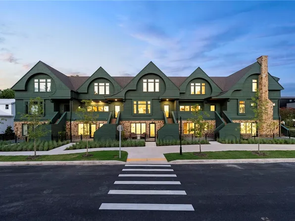 425 SE B St, Bentonville, AR 72712