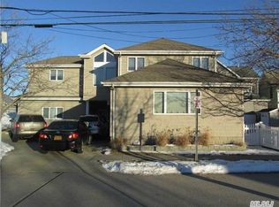 8 Hewlett Ave, Point Lookout, NY 11569