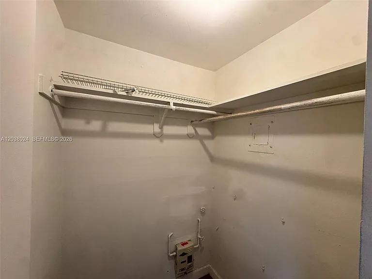 101 NE 41st St #C45 — Photo 6