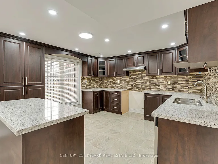 94 Bayhampton Dr #BASEMENT — Photo 9