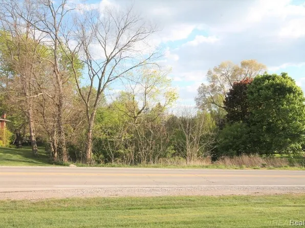 28 Mile Rd, Washington, MI 48094