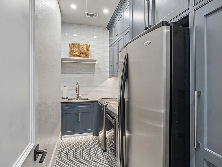 4954 Northshore Dr — Photo 16
