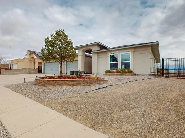 4700 Franzen Hills Ct NE, Rio Rancho, NM 87144