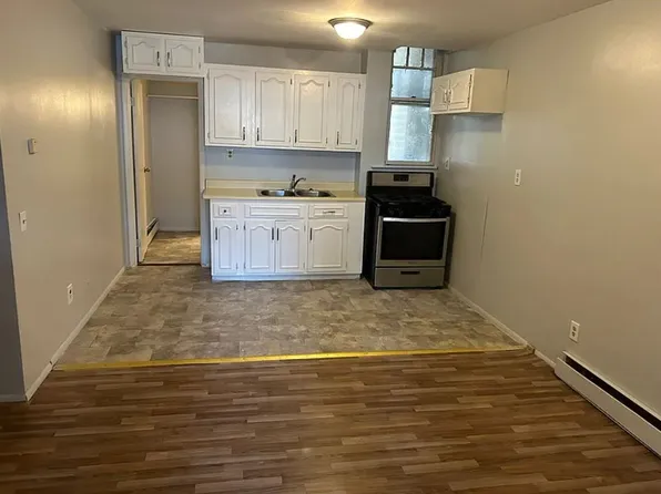 243 Hollywood Ave Floor 1, Hillside, NJ 07205