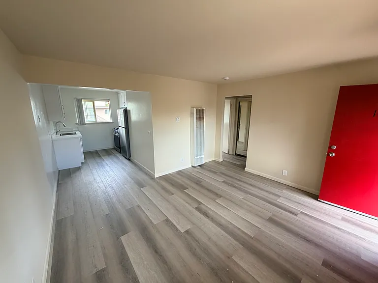 2080 Marlboro Ct #12 — Photo 3