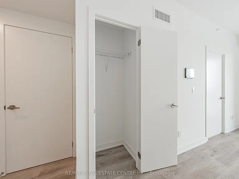 370 Martha St #2107 — Photo 19