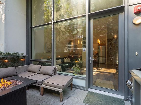 2nd image of 155 W 2nd Ave