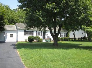 1149 Mayflower Rd, Kingston, TN 37763