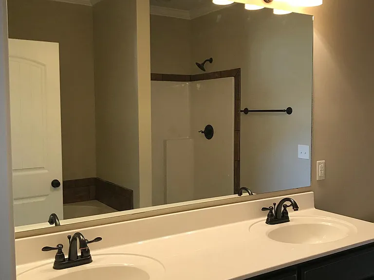 2940 Lightning Bug Dr — Photo 10