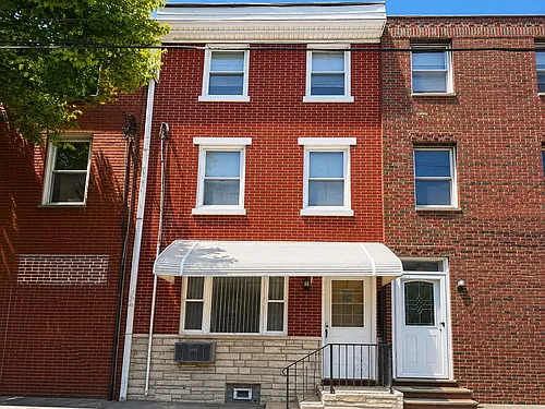 2520 Edgemont St Photo 1