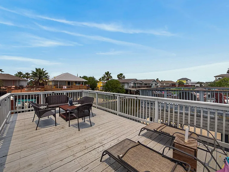 16618 Bermuda Way — Photo 24