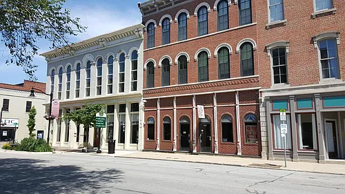 808 Main St Photo 1