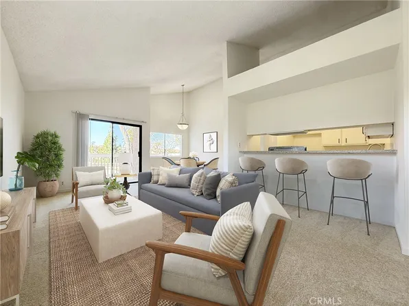 7422 Seastar Dr Unit 5, Huntington Beach, CA 92648