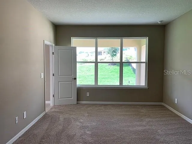 2919 Crest Wave Dr — Photo 18