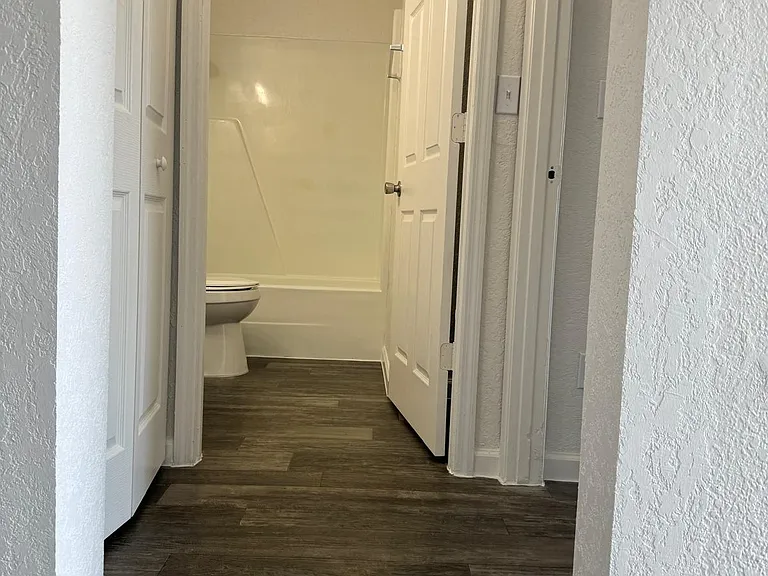 Blossom Corners Apartments — Photo 17
