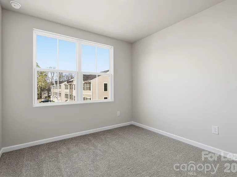 7024 Capstan Ter — Photo 21