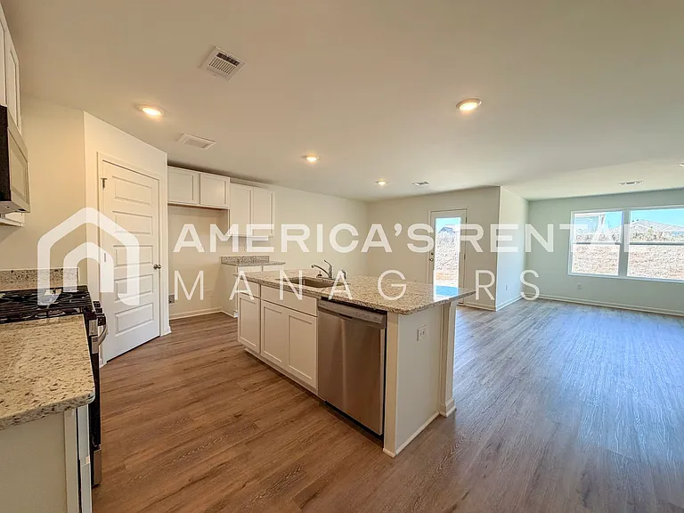 9230 Parkway Gardens Loop — Photo 18