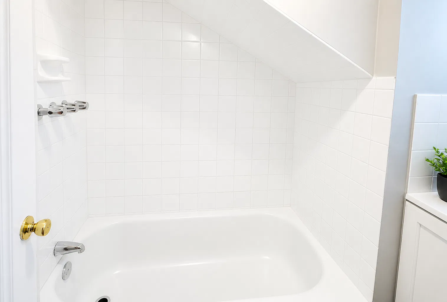 3 bed, $1,950 — Photo 3
