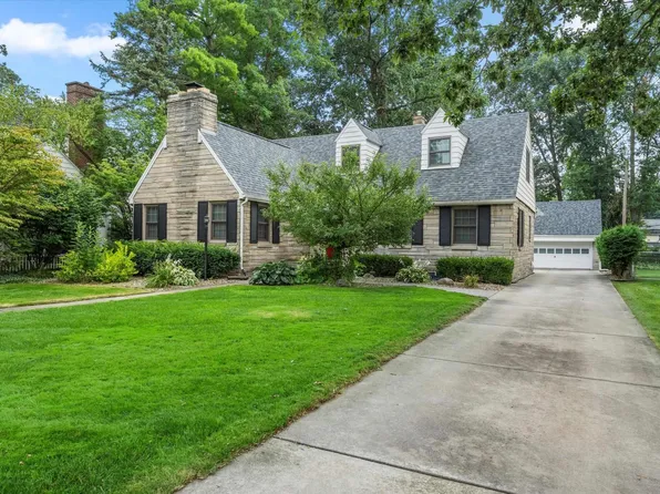 1410 Wayne St, South Bend, IN 46615