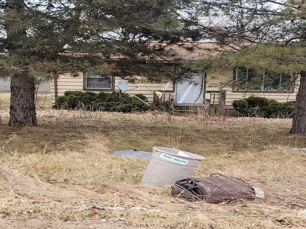 742 S 24th St, Saginaw, MI 48601