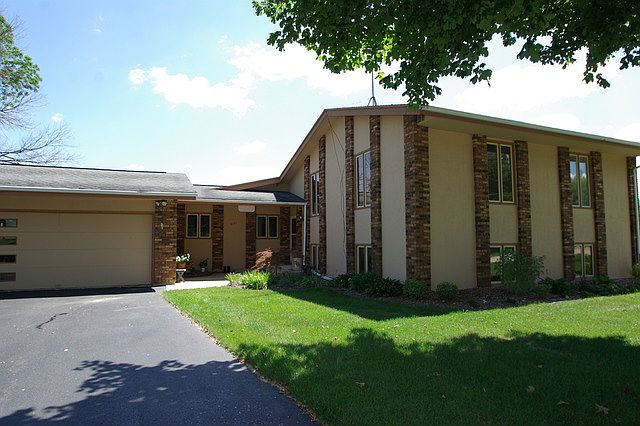 1st image of 4045 Shorewood Dr