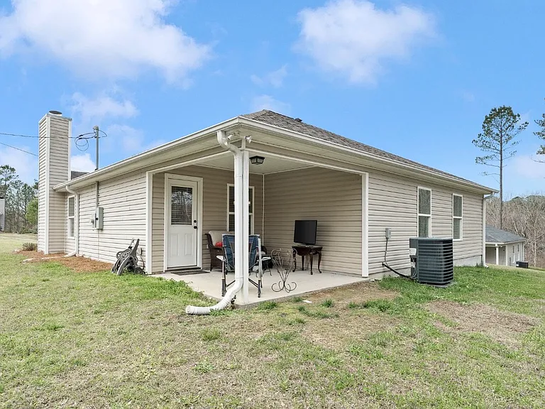 760 Magnolia Crest Ct — Photo 2