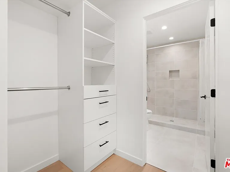 2316 Hill St — Photo 15
