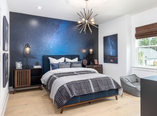 722 Breakers Reef Ln, Huger, SC 29450