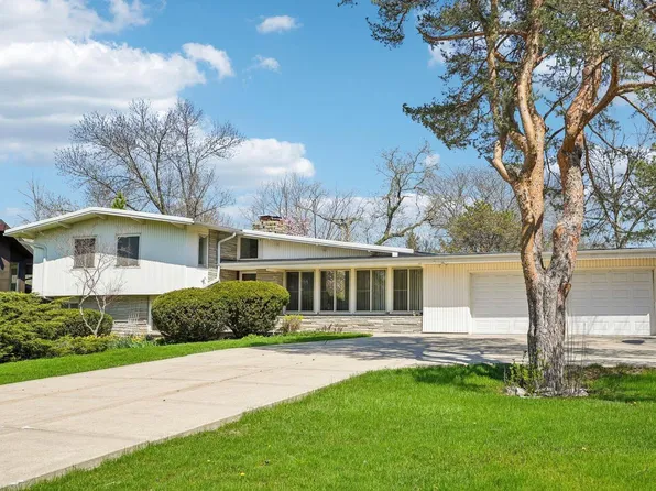 1136 East Brown Deer ROAD, Milwaukee, WI 53202
