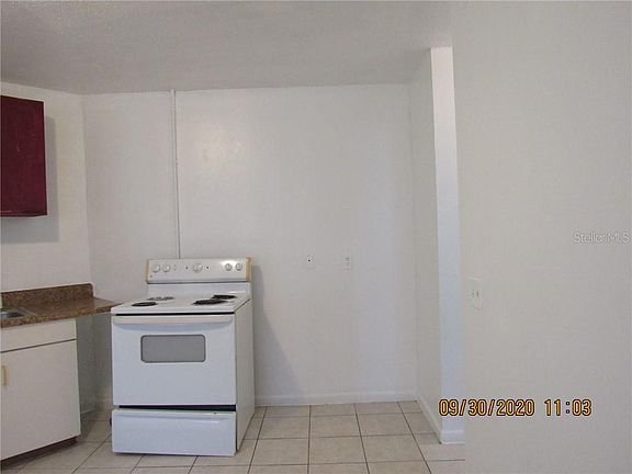 3rd image of 1111 Cypress Gardens Blvd #4