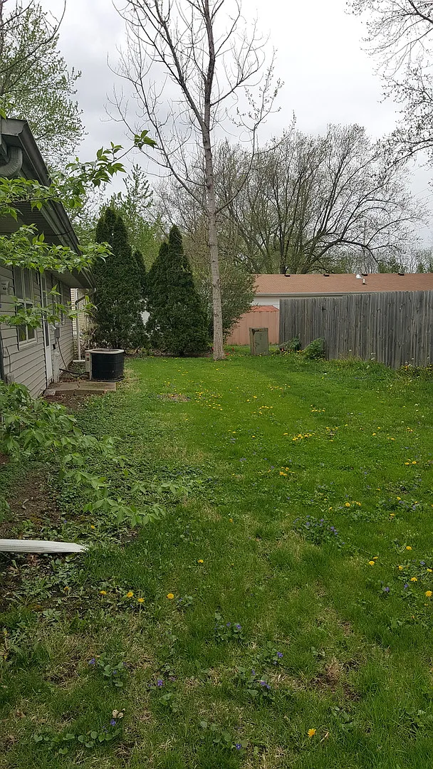Building Photo - 3206 Ridgewood Dr
