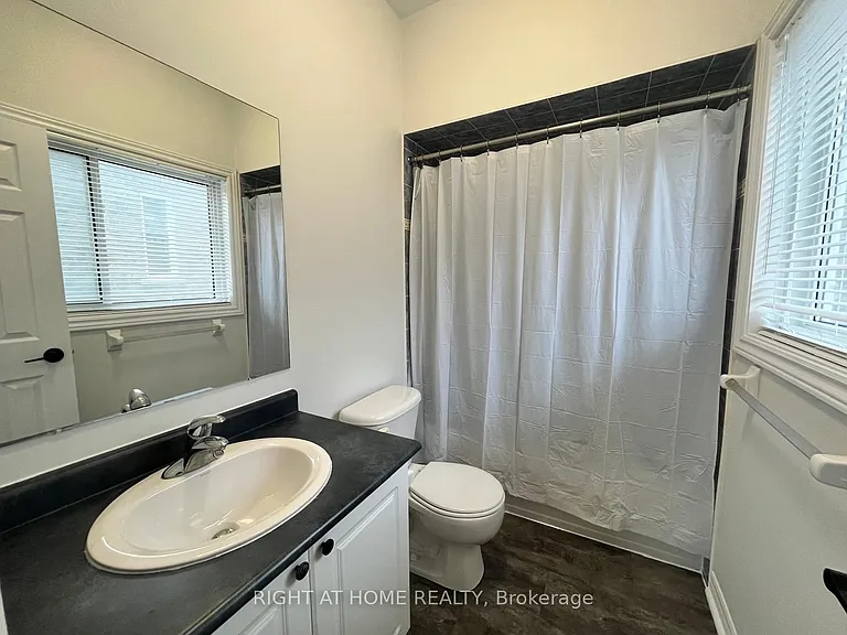63 Jessica Dr — Photo 8