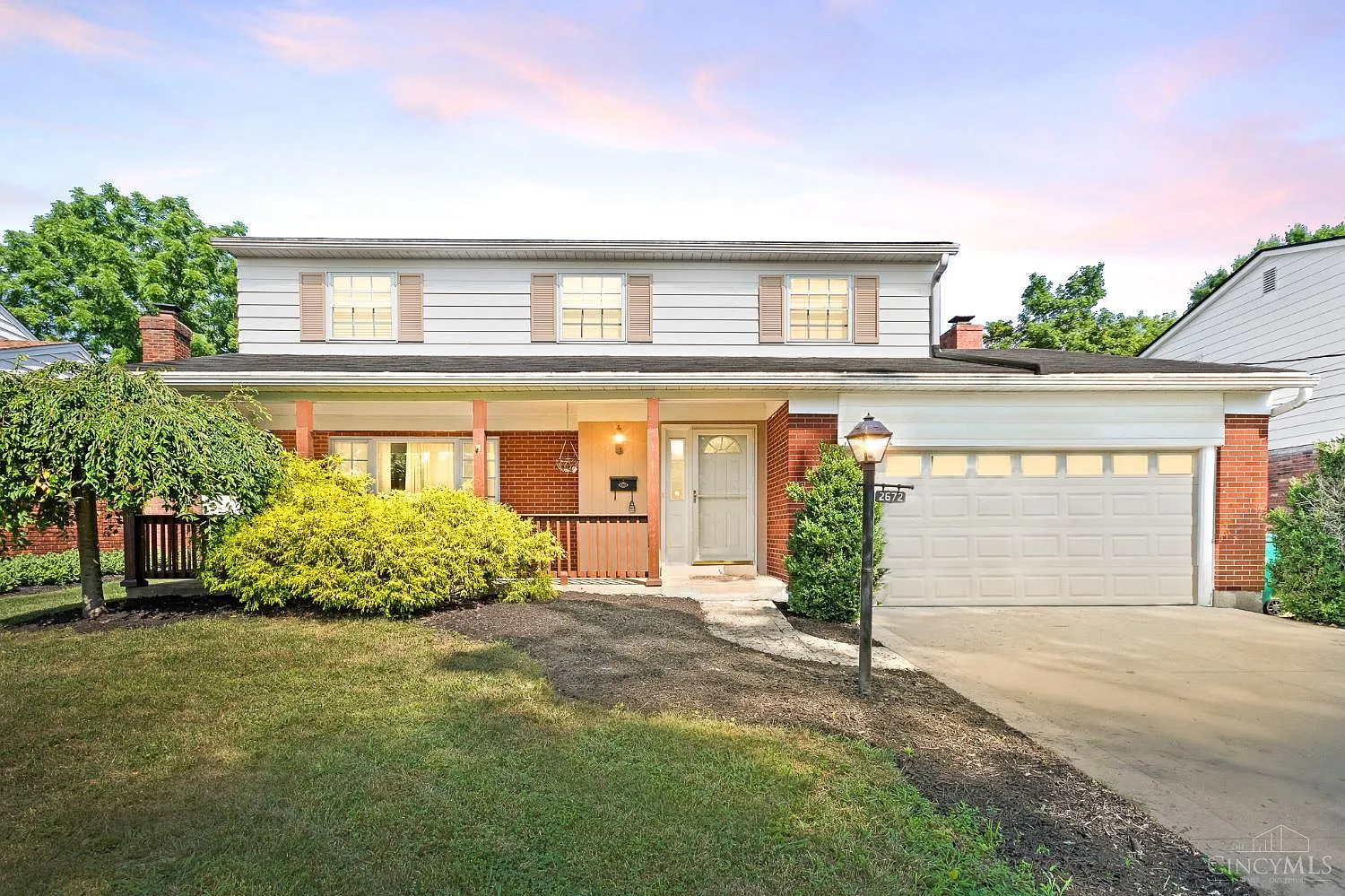 2672 Wayward Winds Dr photo 1