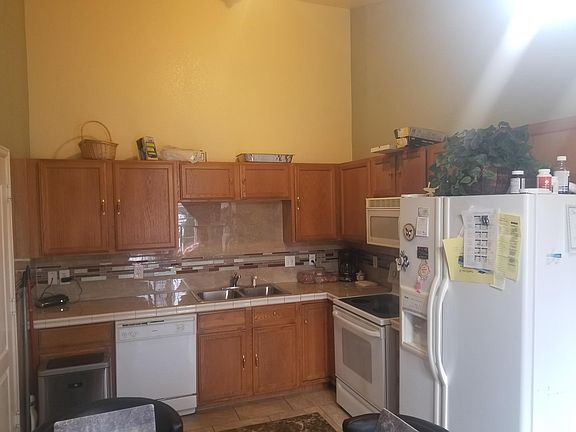 4th image of 2604 Arbor Ave