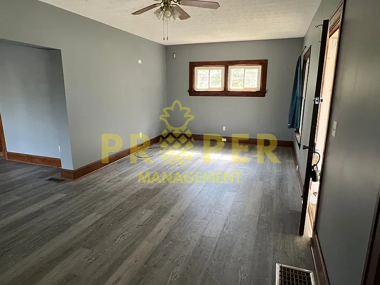 1597 Oakland Ave — Photo 13