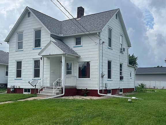 3rd image of 749 W North St