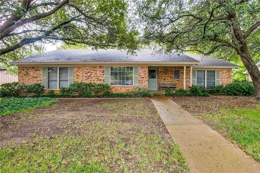 2817 Hurstview Dr, Hurst, TX 76054 Zillow