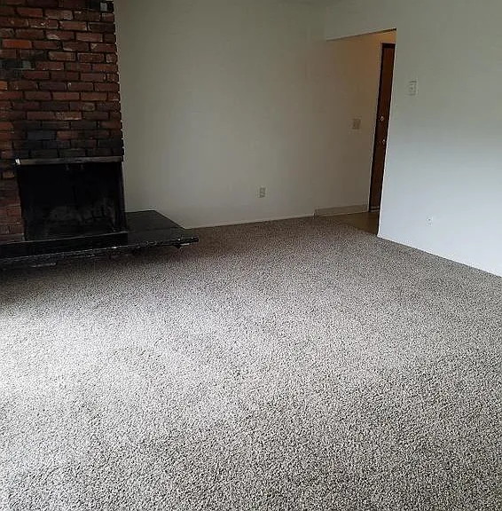 Rochelle Apartments — Photo 5